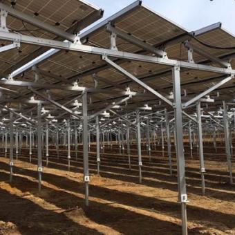 sistema di montaggio solare agricolo