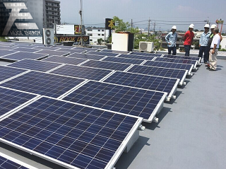 sistema di montaggio solare per tetto di zavorra